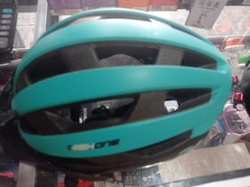 Capacete Wild aero Tam M verde/ cinza