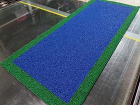 Capacho liso com bordas vulcanizadas nas laterais - gold