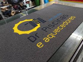 Capacho personalizado pintado gold - com logo e sem bordas