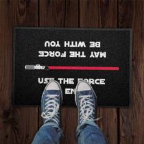 Capacho Tapete Star Wars 60x40cm Use The Force Sabre Vermelho