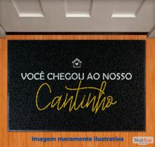 Capacho 'Você chegou ao nosso cantinho' king floor 60cmx40cm