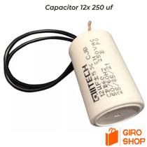 Capacitor 12 x 250 uf