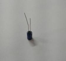Capacitor Eletrolítico 470uf 6.3v - Kit C/10 Peças Capacitor Eletrolítico 470uf 6.3v - Kit C/10 Peças