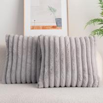 Capas de almofada DEELAND Faux Fur Plush 45x45cm cinza claro Capas de almofada DEELAND Faux Fur Plush 45x45cm cinza claro