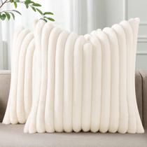 Capas de almofada Pallene Faux Fur Plush 66 x 66 cm, conjunto de 2