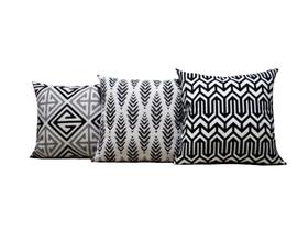 Capas para Almofadas 55x55 Tecido Estampado Conjunto 3 Peças - Nallu Decor Capas para Almofadas 55x55 Tecido Estampado Conjunto 3 Peças - Nallu Decor