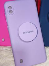 Capinha de celular Para Samsung A10 Em Silicone Aveludo Com Proteção Da Câmera Com Pop Socktç - Bem