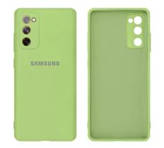 Capinha Samsung S20 FE de silicone com proteção de camera Capinha Samsung S20 FE de silicone com proteção de camera
