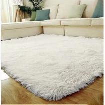 Carpete Peludo Branco Neve Macio Para Sala e Quarto 100x140 Decoração