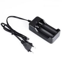 Carregador Bivolt Luatek LPJA02LUA p/ Baterias 18650 - Preto