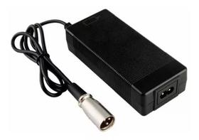 Carregador de Bateria 48V 1.8 Ah Plug Patinete Carregador de Bateria 48V 1.8 Ah Plug Patinete