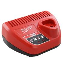 Carregador de Bateria M12 Milwaukee Bivolt Original Carregador de Bateria M12 Milwaukee Bivolt Original