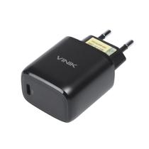 Carregador De Parede 20w Com 1 Saida Tipo C 12v 1.67a Preto Carregador De Parede 20w Com 1 Saida Tipo C 12v 1.67a Preto