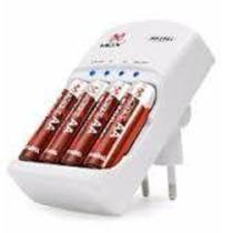 Carregador de pilhas e bateria 9v, aa e aaa palito e convencional com 4 pilhas aa 2600mah mox - Blue