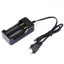 Carregador Duplo Para Pilha Bateria 18650 3.7v / 4.2v Lanterna Tática e Eletrônicos