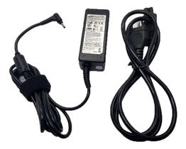 Carregador Ultrabook Samsung 40W 2.1A 19V 30 x 1.1 mm Carregador Ultrabook Samsung 40W 2.1A 19V 30 x 1.1 mm