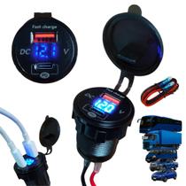 Carregador Veicular Turbo Duplo USB 12V 24V com Display LED Digital e Proteção à Prova DÁgua Carregador Veicular Turbo Duplo USB 12V 24V com Display LED Digital e Proteção à Prova DÁgua