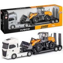 Carreta de Brinquedo Iveco com Trator Case Realistas Usual Carreta de Brinquedo Iveco com Trator Case Realistas Usual