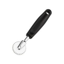 Carretilha Corta e Fecha Massas 17,5cm Preto Weck