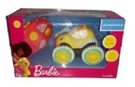 Carrinho Barbie Controle Remoto Glamour Fip Amarelo - Corre, Capota, Levanta - Candide