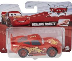 Carrinho CARS - Disney Pixar - 1:43 Puxa e Vai - Lightning McQueen - Mattel MATTEL