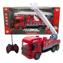 Carrinho De Controle Remoto Bombeiro Caminhão Luzes A Pilha - Ark Toys Carrinho De Controle Remoto Bombeiro Caminhão Luzes A Pilha - Ark Toys