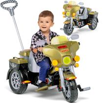 Carrinho de Passeio e Pedal Calesita Moto Street Classic Dourada Carrinho de Passeio e Pedal Calesita Moto Street Classic Dourada