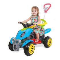 Carrinho De Passeio Infantil com Pedal e Empurrador Quadriciclo Colorido - Maral