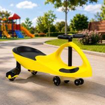 Carrinho de Rolimã Infantil Super Car Suporta 100 kg- Amarela Carrinho de Rolimã Infantil Super Car Suporta 100 kg- Amarela