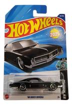 Carrinho Hot Wheels 66 Buick Riviera Black Preto Carrinho Hot Wheels 66 Buick Riviera Black Preto