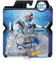 Carrinho Hot Wheels Character Cars DC Comics Mr. Freeze GFN52 (14255) Carrinho Hot Wheels Character Cars DC Comics Mr. Freeze GFN52 (14255)
