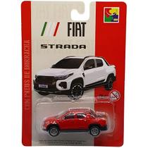 Carrinho Miniatura Fiat Strada CKS 1:64 Pneus de Borracha Vermelho