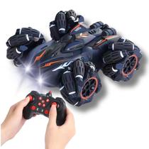 Carrinho OffRoad 4x4 Acrobático com Controle 2.4GHz, Luzes LED, Bateria Recarregável e Giros 360 Para Meninos e Meninas Presente Cor Preto Carrinho OffRoad 4x4 Acrobático com Controle 2.4GHz, Luzes LED, Bateria Recarregável e Giros 360 Para Meninos e Meninas Presente Cor Preto