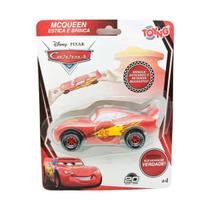 Carrinho Relâmpago McQueen Estica e Brinca Carros Disney Pixar Toyng