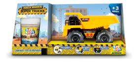 Carrinho Super Trucks Caçamba Com Areia Mágica
