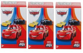 Carrinhos Disney Pixar Cars 3 - Pacote com 3 Miniaturas Fundidas sob Pressão