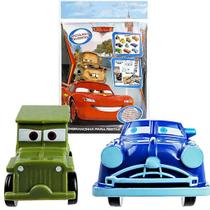 Carrinhos Sargento e Doc Hudson + 2 Quebra Cabeças + 2 Adesivos + 2 Posters Carros Disney - Cim Toys