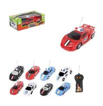 Carro com controle remoto sem fio policia colors 3 funcoes com luz a pilhas na caixa wellkids