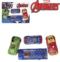 Carro com Lancador Vingadores Avengers Kit com 4 Pecas na Cartela - Toyng Carro com Lancador Vingadores Avengers Kit com 4 Pecas na Cartela - Toyng
