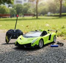 Carro Controle Remoto Tipo Lamborghini com Bateria Recarregável