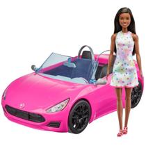 Carro conversível Barbie de brinquedo e boneca morena