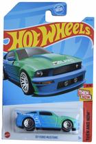 Carro de brinquedo Hot Wheels '07 Ford Mustang em escala 1:64 Carro de brinquedo Hot Wheels '07 Ford Mustang em escala 1:64