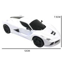 Carro de Controle Remoto Hurricane 7 Funções c/ Luzes Branco- Wellkids WB3778 Carro de Controle Remoto Hurricane 7 Funções c/ Luzes Branco- Wellkids WB3778