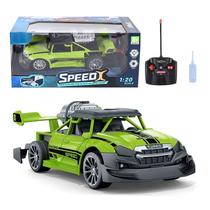 Carro De Controle Remoto Solta Fumaça Com Luz (verde) Carro De Controle Remoto Solta Fumaça Com Luz (verde)