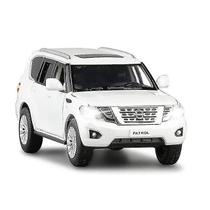 Carro de liga fundida modelo Nissan Patrol Y62 V8 SUV em escala 1:32 Carro de liga fundida modelo Nissan Patrol Y62 V8 SUV em escala 1:32