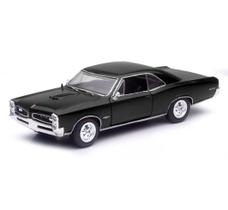 Carro de metal NewRay Pontiac GTO 1966 preto em escala 1:25 Carro de metal NewRay Pontiac GTO 1966 preto em escala 1:25