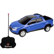 Carro Fiat Toro Azul com Controle Remoto Colecionável CKS