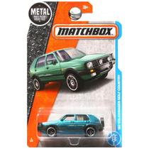 Carro fundido sob pressão Matchbox '90 Volkswagen Golf Country Green
