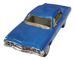 Carro Miniatura Chevrolet Impala 1967 Coleção 1/43 Cor Azul