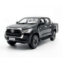 Carro Miniatura Metal 1 por 27 Toyota Hilux 2.8 D 4D Carro Miniatura Metal 1 por 27 Toyota Hilux 2.8 D 4D